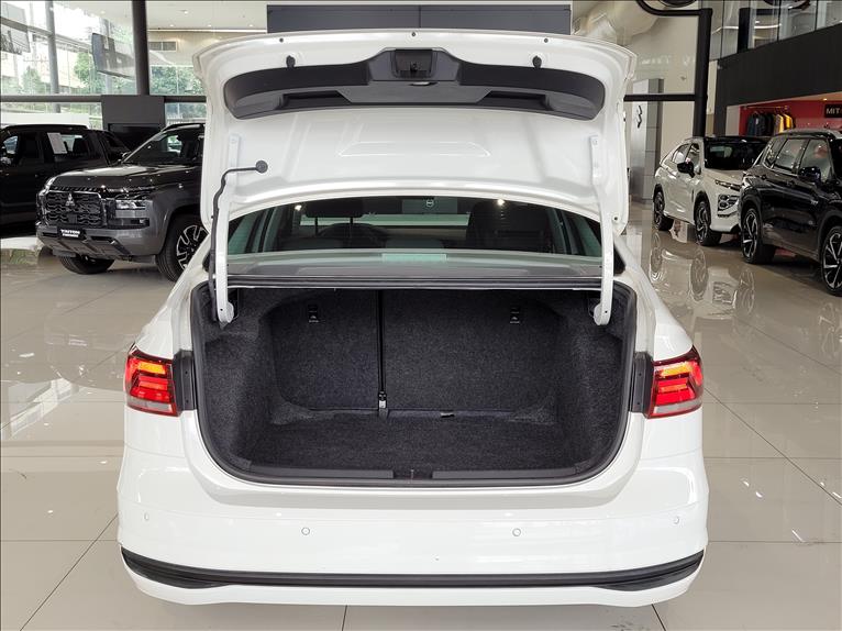 VW - Volkswagen-VIRTUS-1.0 200 TSI Comfortline