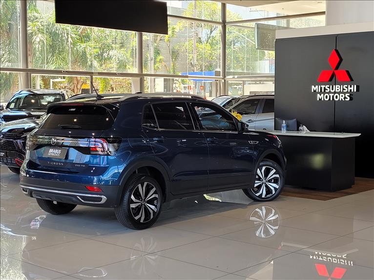 VW - Volkswagen-T-CROSS-1.4 250 TSI Highline