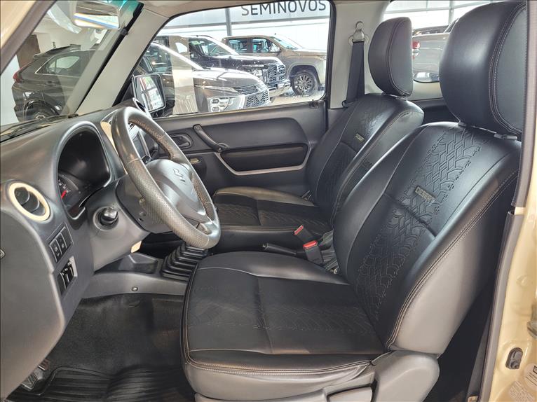 Suzuki-JIMNY-1.3 4sport Desert 4X4 16V