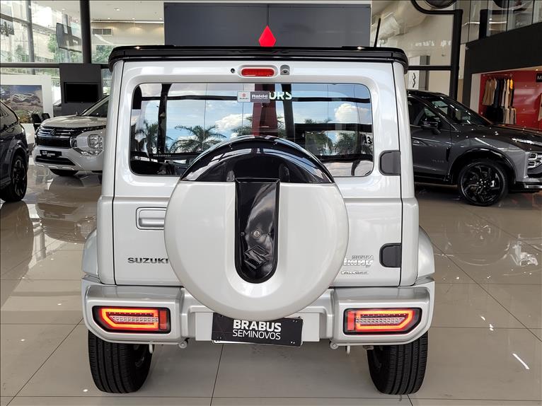 Suzuki-JIMNY-1.5 Sierra 4style 4X4