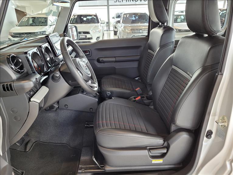 Suzuki-JIMNY-1.5 Sierra 4style 4X4