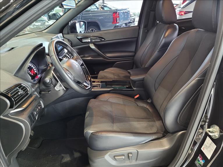 Mitsubishi-ECLIPSE CROSS-1.5 Mivec Turbo HPE Black