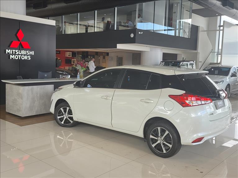 Toyota-YARIS-1.5 16V XS Multidrive