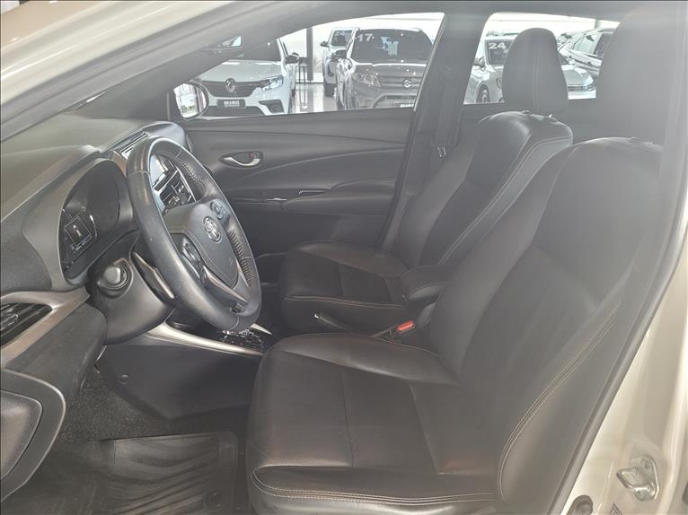 Toyota-YARIS-1.5 16V XS Multidrive