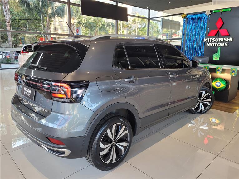 Volkswagen-T-CROSS-1.4 250 TSI Highline