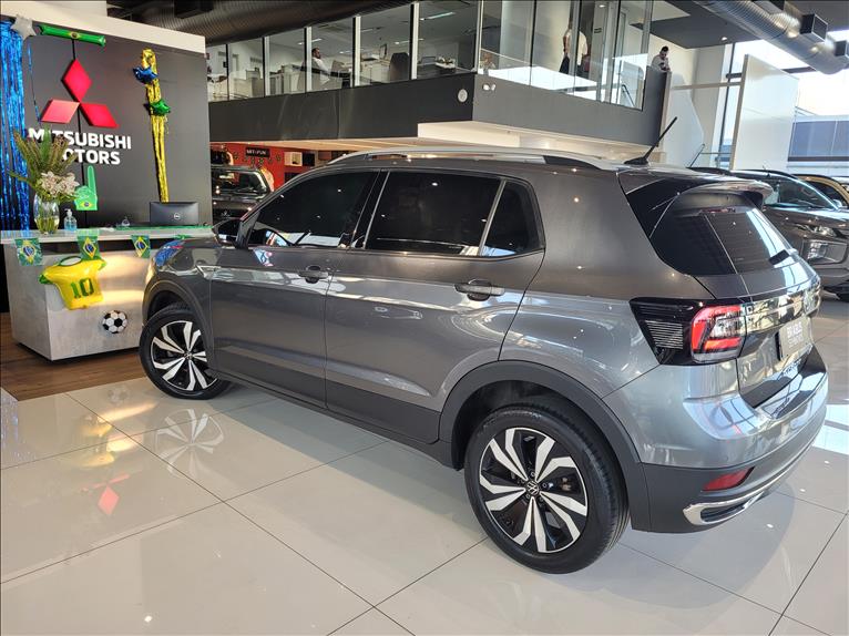 Volkswagen-T-CROSS-1.4 250 TSI Highline