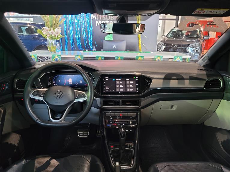 Volkswagen-T-CROSS-1.4 250 TSI Highline
