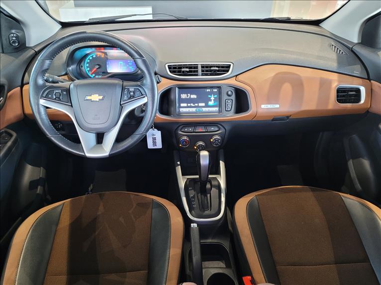 GM - Chevrolet-ONIX-1.4 MPFI Activ 8V