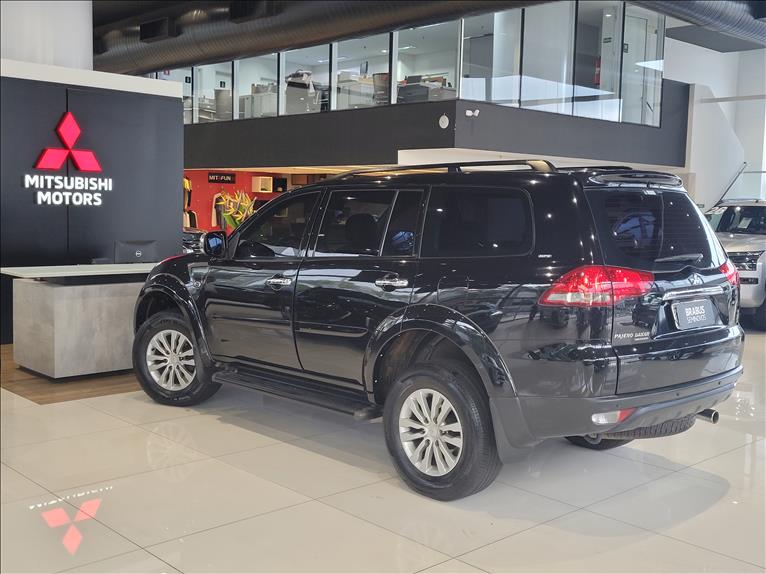 Mitsubishi-PAJERO DAKAR-3.5 HPE 7 Lugares 4X4 V6 24V