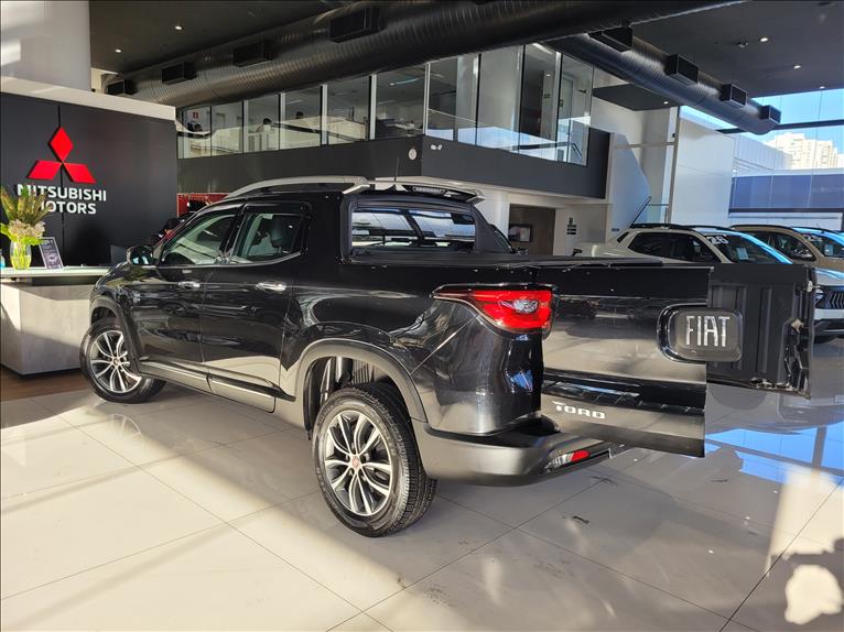 Fiat-TORO-2.0 16V Turbo Volcano 4WD