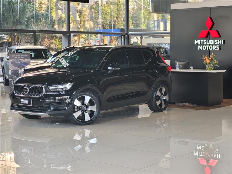 2.0 T4 Momentum Geartronic