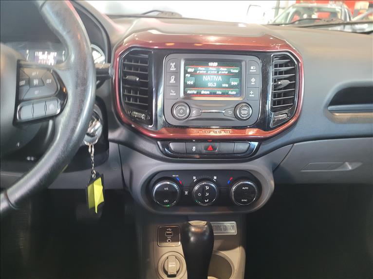Fiat-TORO-1.8 16V EVO Freedom