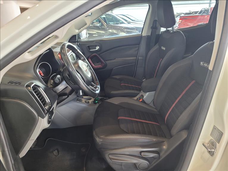 Fiat-TORO-1.8 16V EVO Freedom