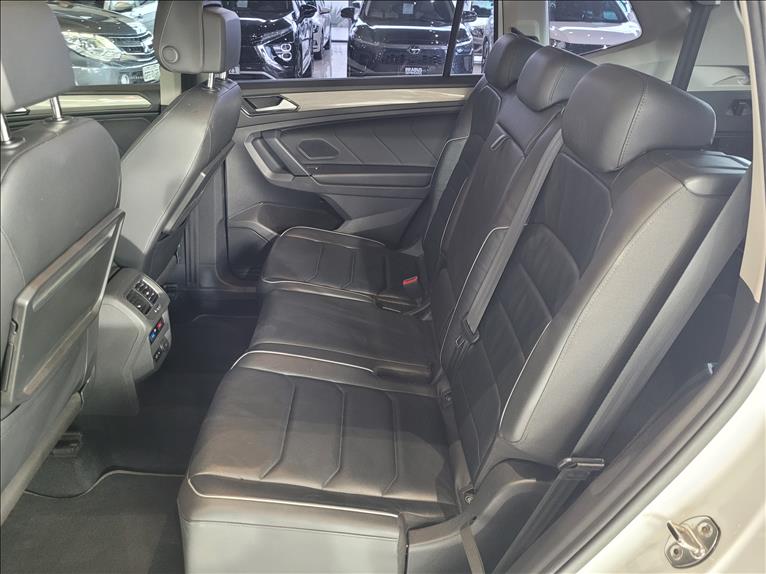 VW - Volkswagen-TIGUAN-1.4 250 TSI Allspace Comfortline