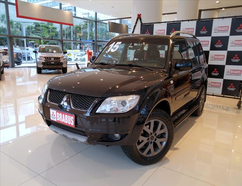 PAJERO TR4 2.0 4X2 16V 140cv PAJERO TR4 2.0 4X2 16V 140cv