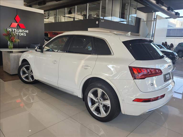 Audi-Q5-2.0 TFSI Security S Tronic