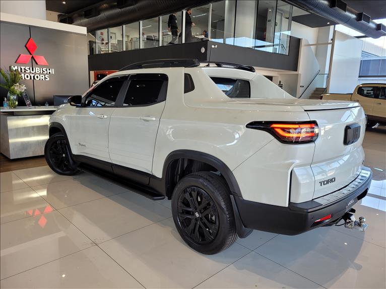 Fiat-TORO-1.3 Turbo 270 Ultra