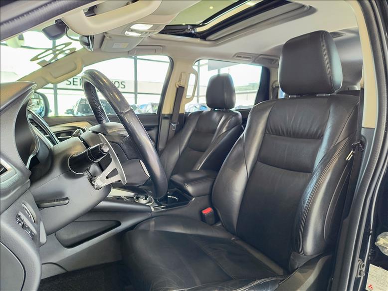 Mitsubishi-PAJERO SPORT-2.4 16V Mivec Turbo HPE AWD