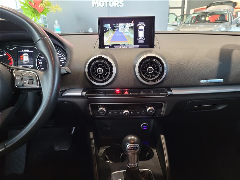 Audi-A3-1.4 TFSI Sportback Prestige Plus