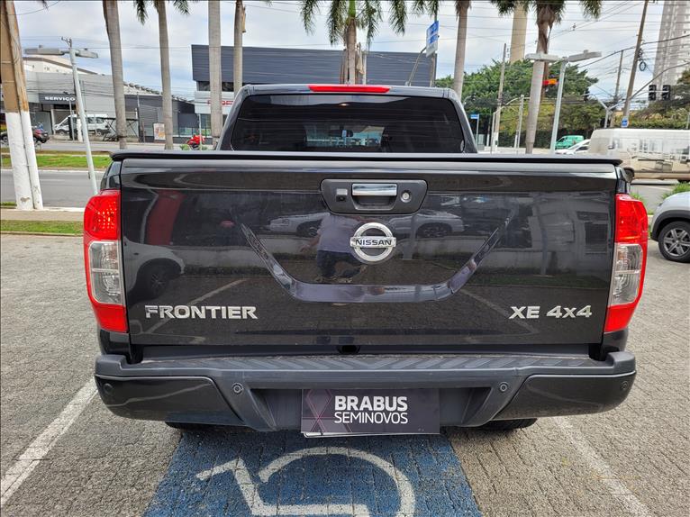 Nissan-FRONTIER-2.3 16V Turbo XE CD 4X4