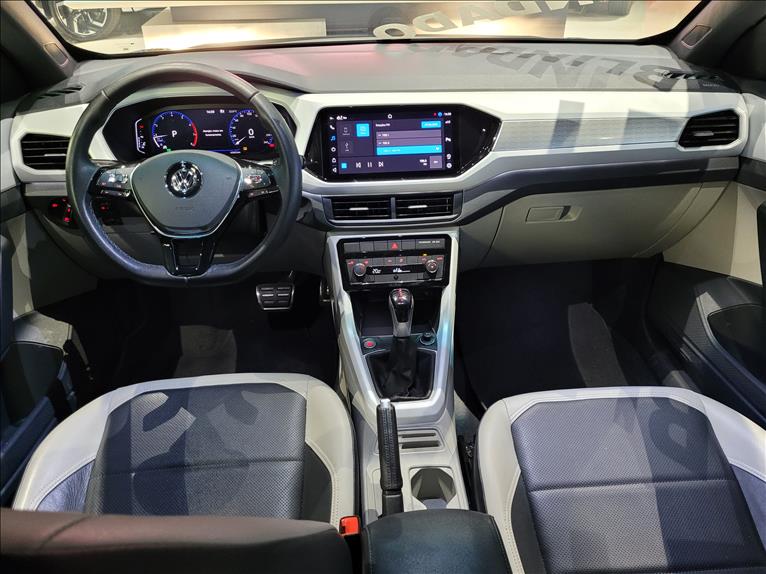 Volkswagen-T-CROSS-1.4 250 TSI Highline