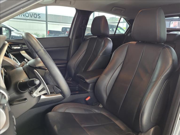 Mitsubishi-ECLIPSE CROSS-1.5 Mivec Turbo HPE