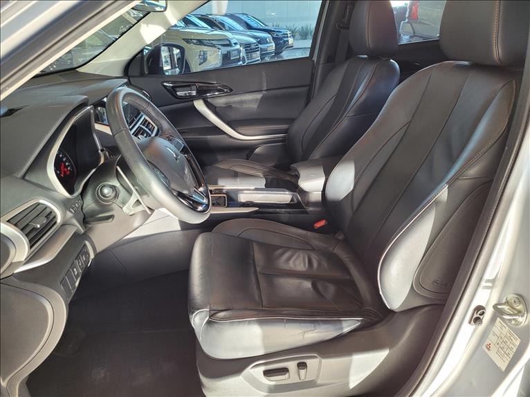 Mitsubishi-ECLIPSE CROSS-1.5 Mivec Turbo HPE
