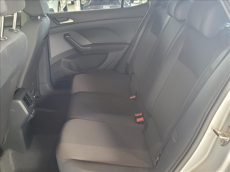 VW - Volkswagen-T-CROSS-1.0 200 TSI