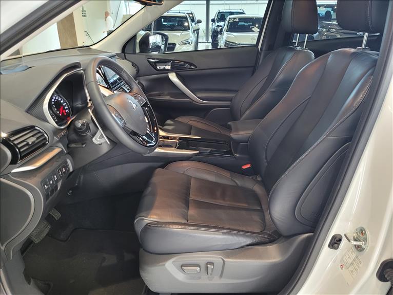 Mitsubishi-ECLIPSE CROSS-1.5 Mivec Turbo Hpe-s