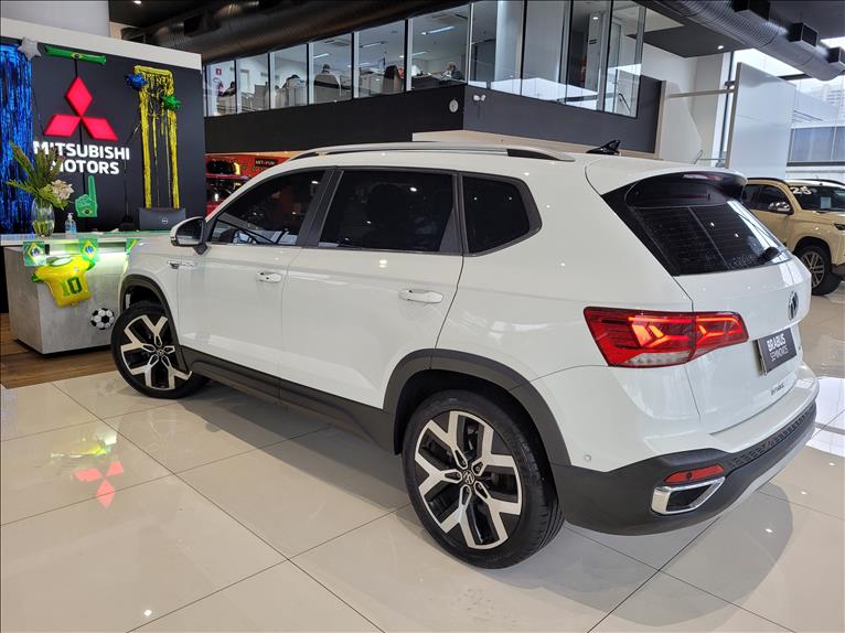 Volkswagen-TAOS-1.4 250 TSI Highline
