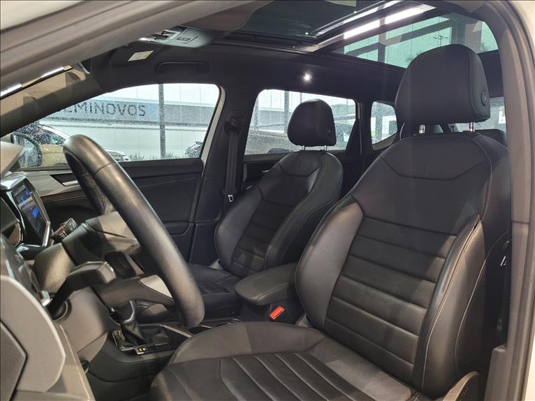 Volkswagen-TAOS-1.4 250 TSI Highline