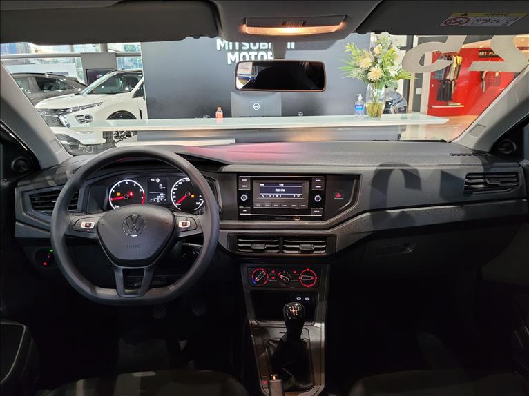 VW - Volkswagen-POLO-1.0 MPI Track