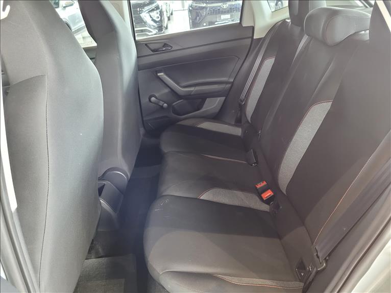 VW - Volkswagen-POLO-1.0 MPI Track