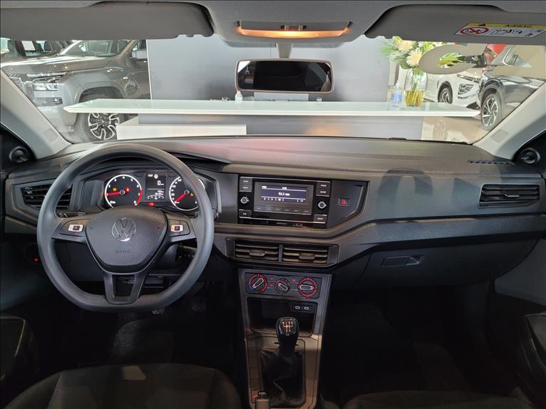 VW - Volkswagen-POLO-1.0 MPI Track