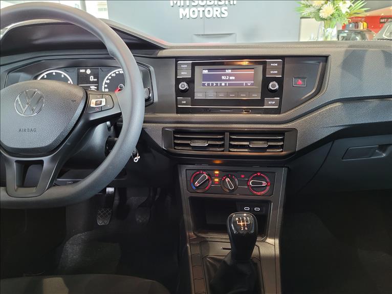 VW - Volkswagen-POLO-1.0 MPI Track