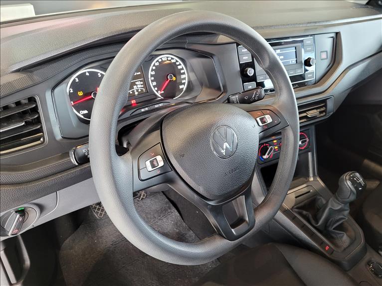 VW - Volkswagen-POLO-1.0 MPI Track