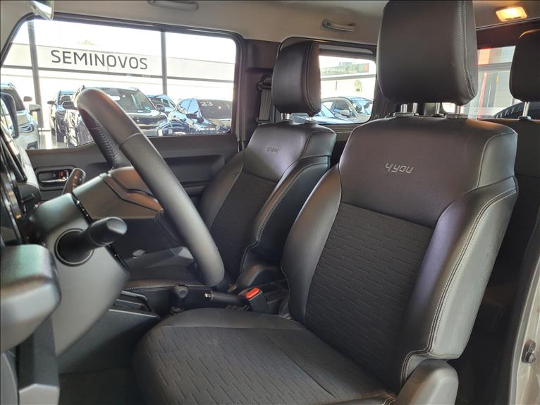 Suzuki-JIMNY-1.5 Sierra 4you Plus 4X4