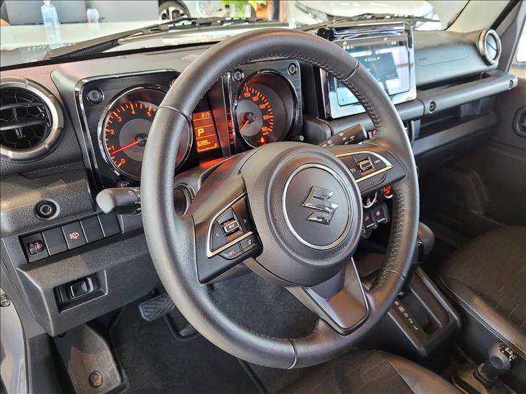 Suzuki-JIMNY-1.5 Sierra 4you Plus 4X4