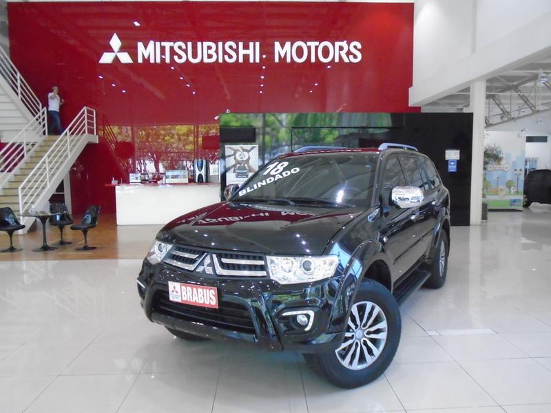 PAJERO 3.2 HPE 4X4 7 Lugares 16V Turbo Intercooler PAJERO 3.2 HPE 4X4 7 Lugares 16V Turbo Intercooler