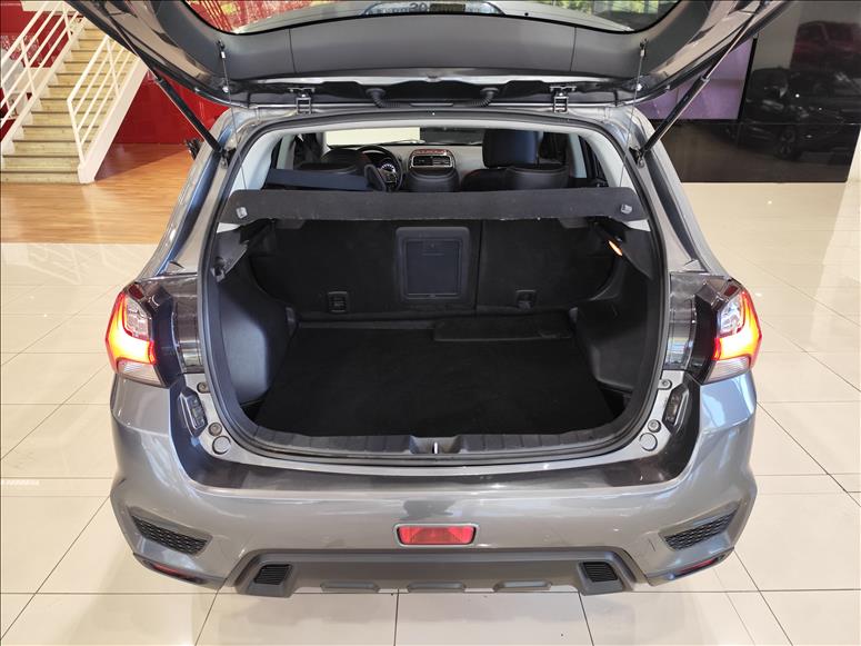 Mitsubishi-OUTLANDER SPORT-2.0 Mivec GLS