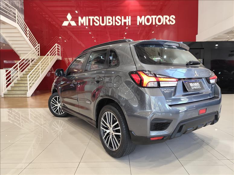 Mitsubishi-OUTLANDER SPORT-2.0 Mivec GLS