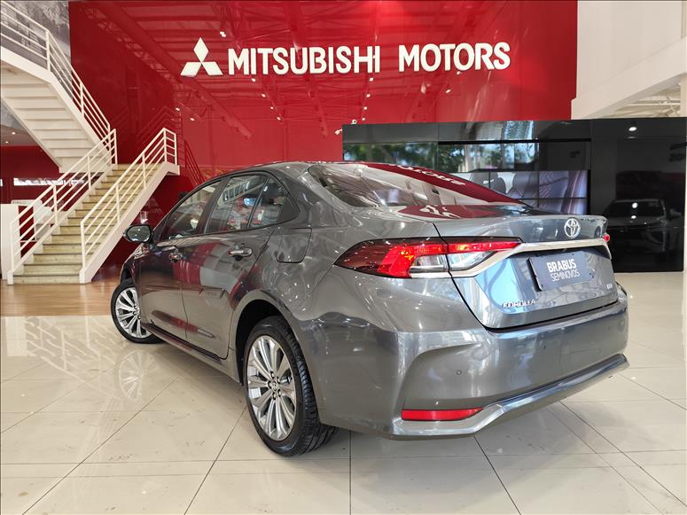 Toyota-COROLLA-2.0 Vvt-ie XEI