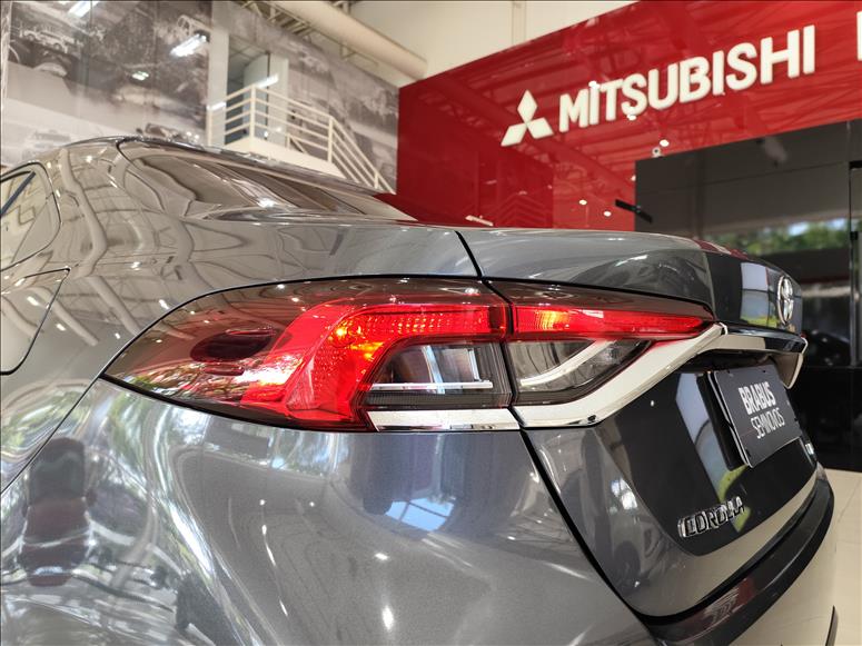 Toyota-COROLLA-2.0 Vvt-ie XEI