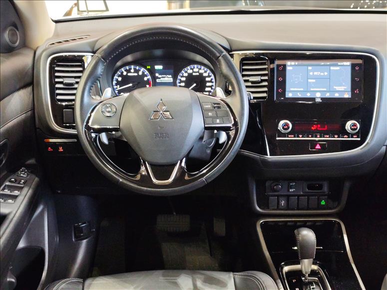 Mitsubishi-OUTLANDER-3.0 Mivec V6 Hpe-s AWD