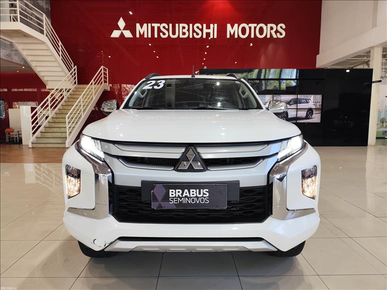 Mitsubishi-L200 TRITON-2.4 16V Turbo Sport HPE CD 4X4
