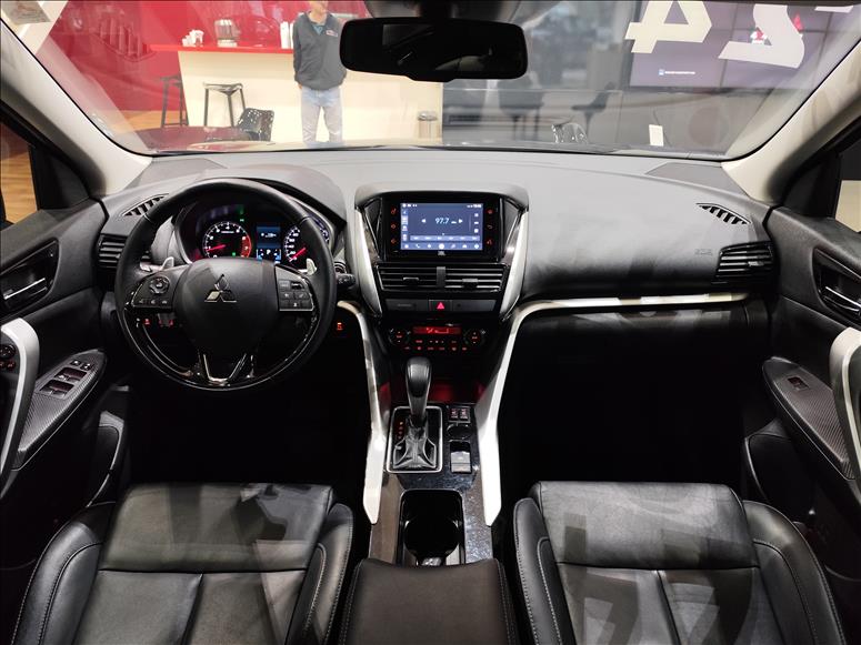 Mitsubishi-ECLIPSE CROSS-1.5 Mivec Turbo Hpe-s