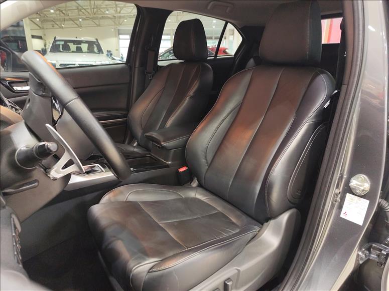 Mitsubishi-ECLIPSE CROSS-1.5 Mivec Turbo Hpe-s