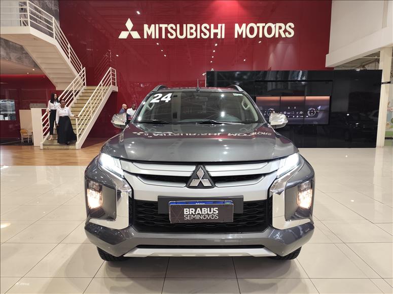 Mitsubishi-L200 TRITON-2.4 16V Turbo Sport HPE CD 4X4