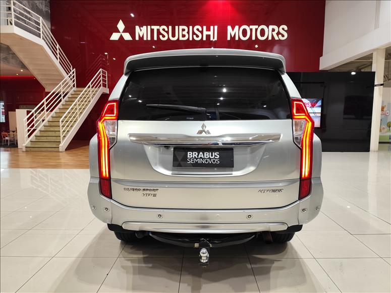 Mitsubishi-PAJERO SPORT-2.4 16V Mivec Turbo HPE AWD