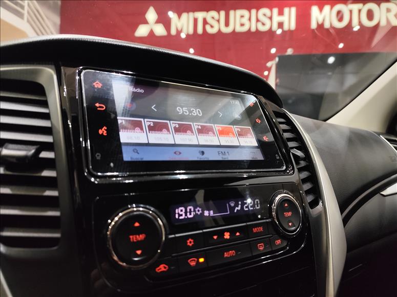 Mitsubishi-PAJERO SPORT-2.4 16V Mivec Turbo HPE AWD